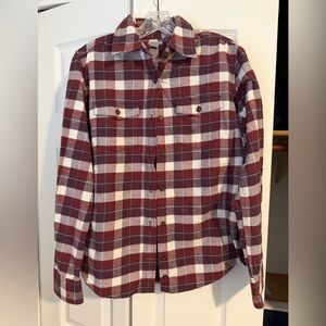 Carhartt plaid button up flannel size small